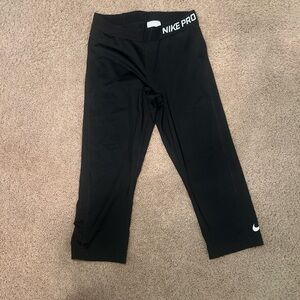 Nike Pro Cropped Black Leggings